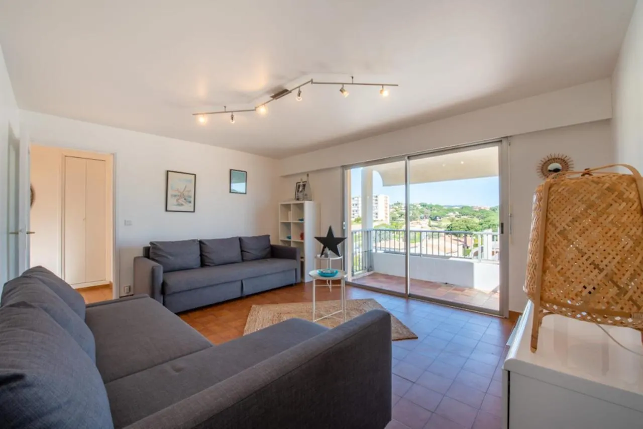 Apt With Pool 10 Min From The Beach Sainte-Maxime France